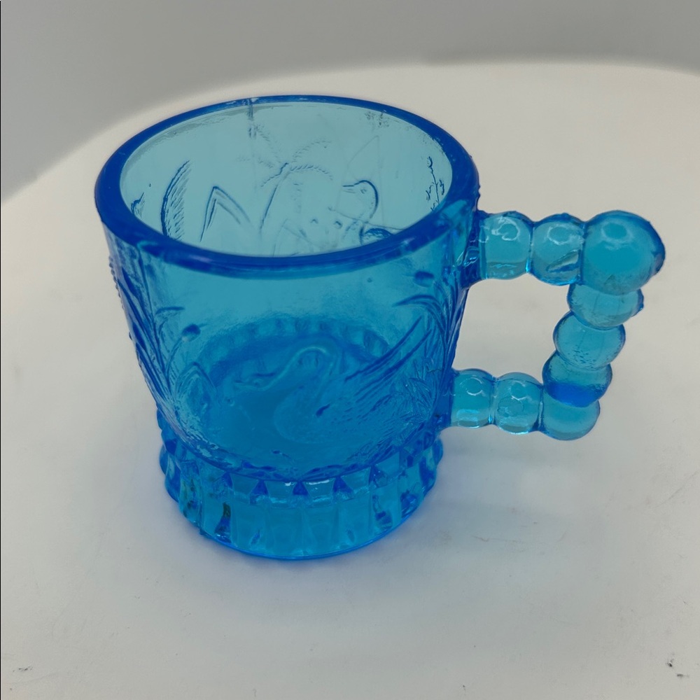 RARE Bryce Bros. Blue Glass Childs Mug Swan‎ Water Fowl 1880's